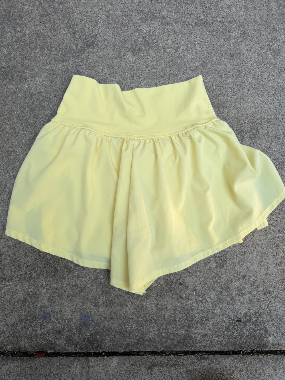JoyLab High-Rise Crossover Waistband Athletic Skort Butter Yellow Size XS
#joyl - Picture 5 of 5